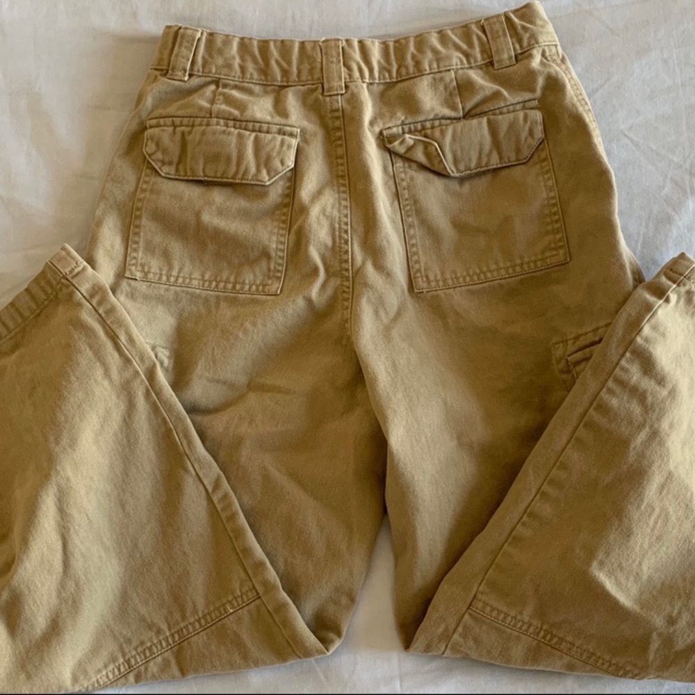 tan cargo/painter jeans 🍰